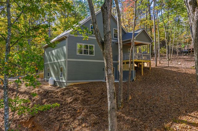 916 Medina Court, Ellijay, GA 30540