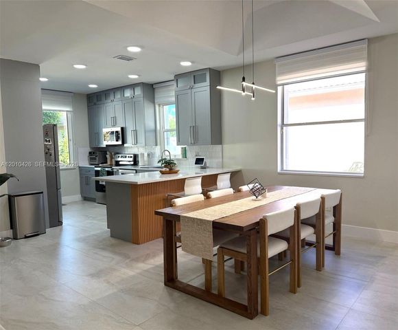 10809 Madison Dr, Boynton Beach, FL 33437