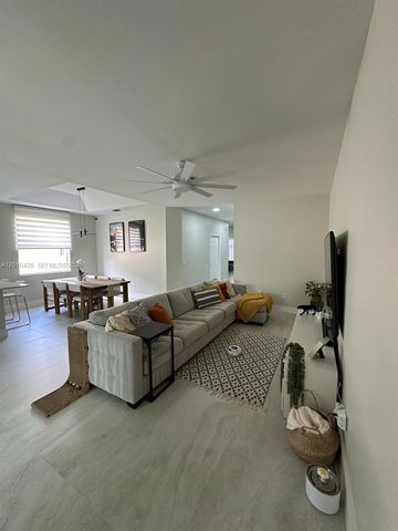 10809 Madison Dr, Boynton Beach, FL 33437