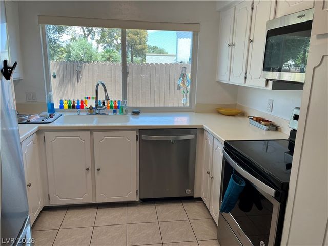 1018 Bel Air Circle, Las Vegas, NV 89109