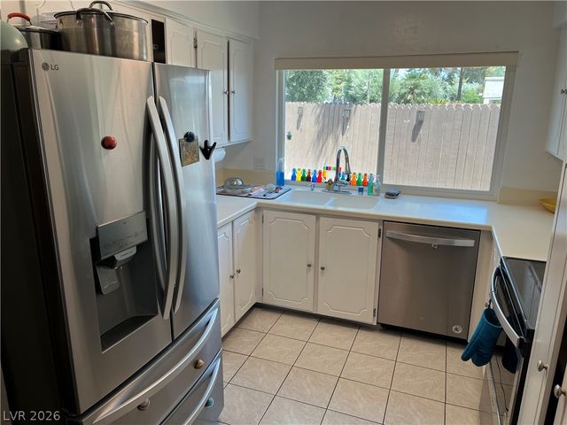 1018 Bel Air Circle, Las Vegas, NV 89109