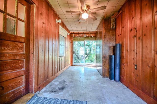 960 East Drive, Kettering, OH 45419