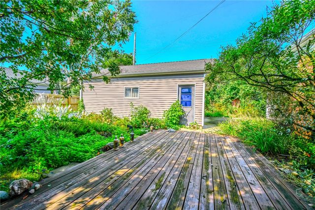960 East Drive, Kettering, OH 45419