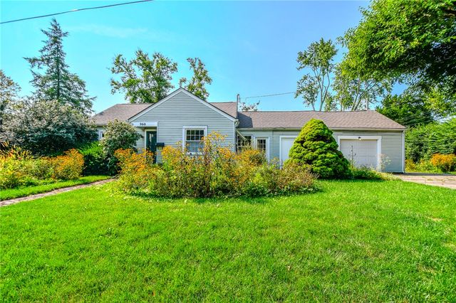 960 East Drive, Kettering, OH 45419