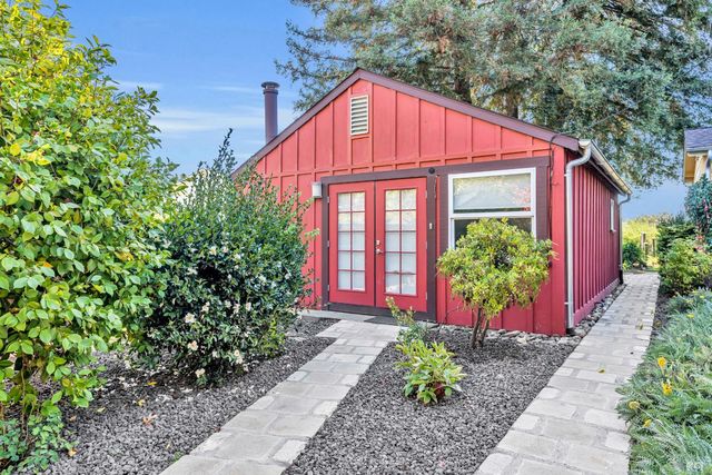180 W Trinity Rd, Glen Ellen, CA 95442