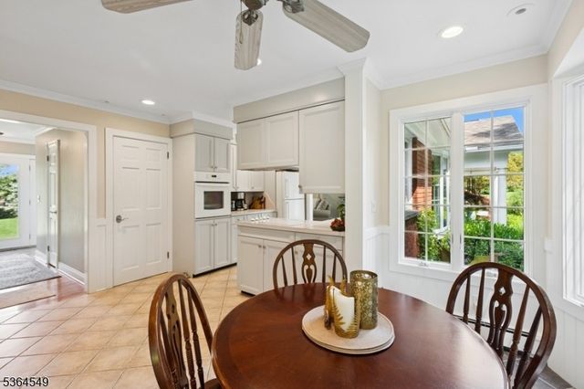 5 Woodland Rd, Franklin Twp., NJ 08867
