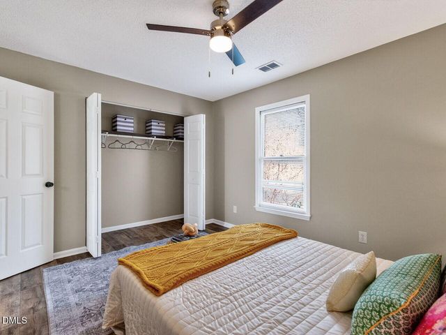 113 Weatherstone Drive Unit B, Chapel Hill, NC 27514