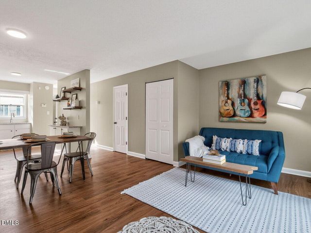 113 Weatherstone Drive Unit B, Chapel Hill, NC 27514