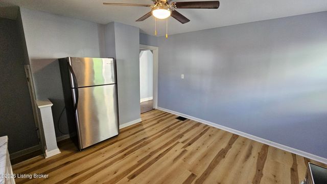 319 Cecil Ave, Louisville, KY 40211