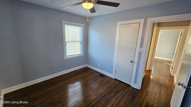 319 Cecil Ave, Louisville, KY 40211