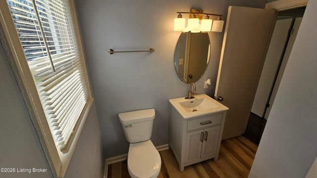 319 Cecil Ave, Louisville, KY 40211