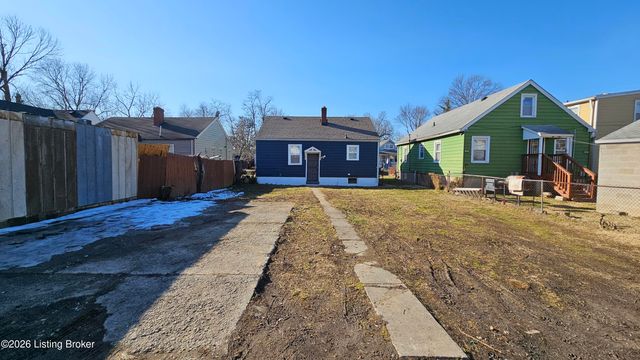 319 Cecil Ave, Louisville, KY 40211