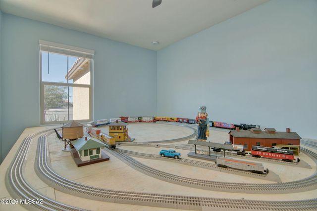 7788 S Golden Bell Drive, Tucson, AZ 85747