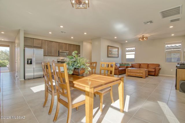 7788 S Golden Bell Drive, Tucson, AZ 85747