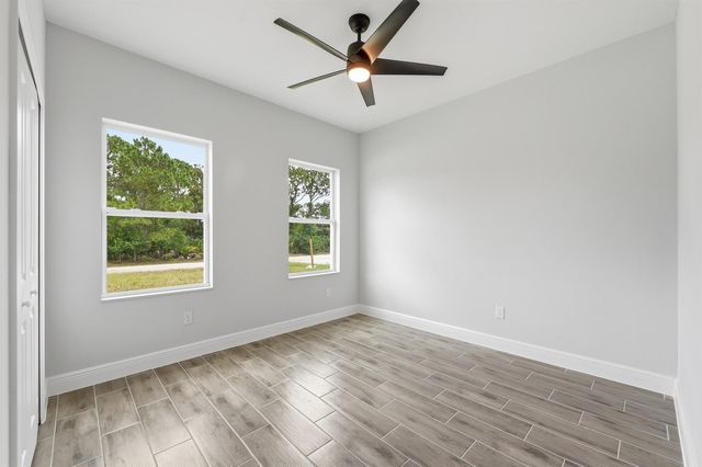 7825 96th Avenue, Vero Beach, FL 32967