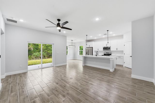 7825 96th Avenue, Vero Beach, FL 32967