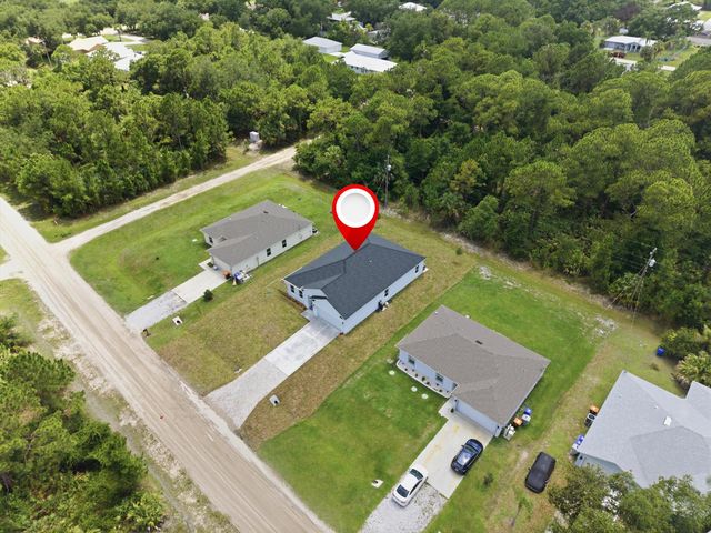7825 96th Avenue, Vero Beach, FL 32967