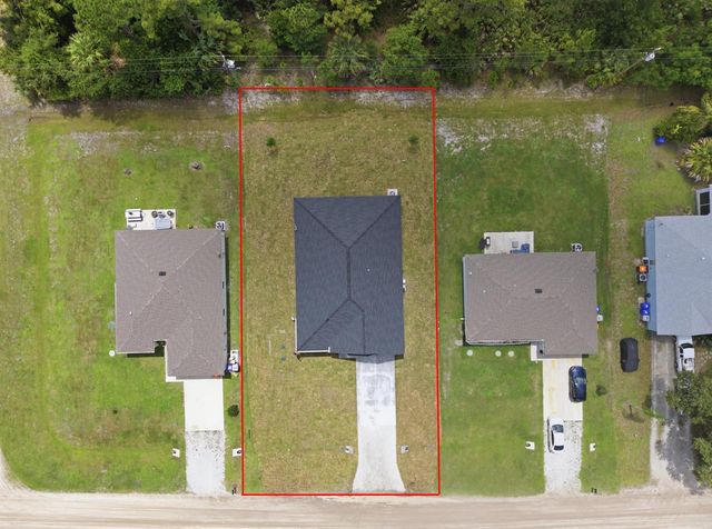 7825 96th Avenue, Vero Beach, FL 32967
