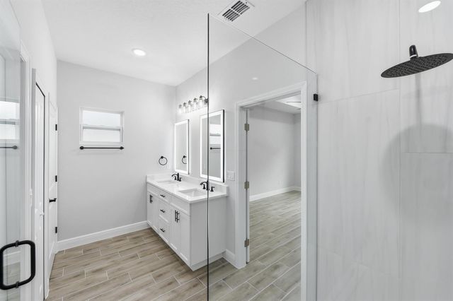 7825 96th Avenue, Vero Beach, FL 32967