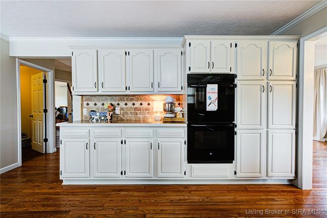 1625 Old State Road, Henryville, IN 47126