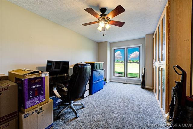 1625 Old State Road, Henryville, IN 47126