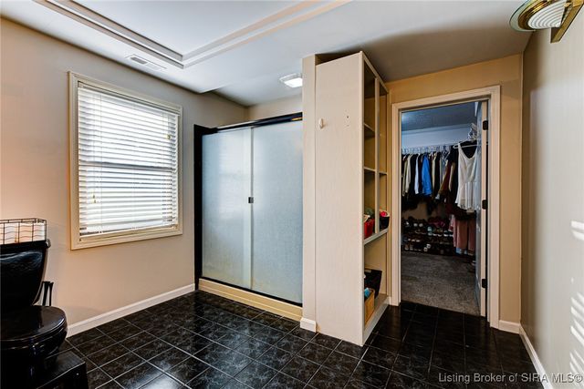 1625 Old State Road, Henryville, IN 47126