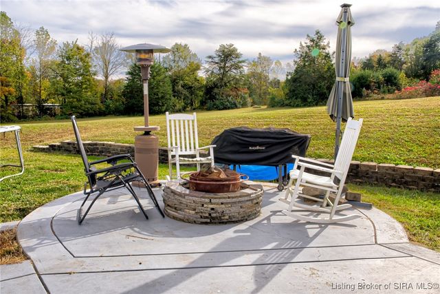 1625 Old State Road, Henryville, IN 47126