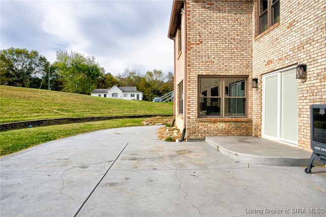 1625 Old State Road, Henryville, IN 47126