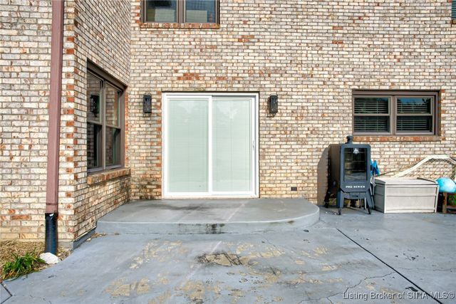 1625 Old State Road, Henryville, IN 47126