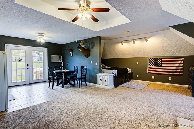 1625 Old State Road, Henryville, IN 47126