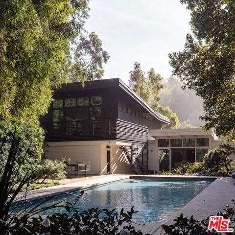 2179 Mandeville Canyon Road, Los Angeles, CA 90049