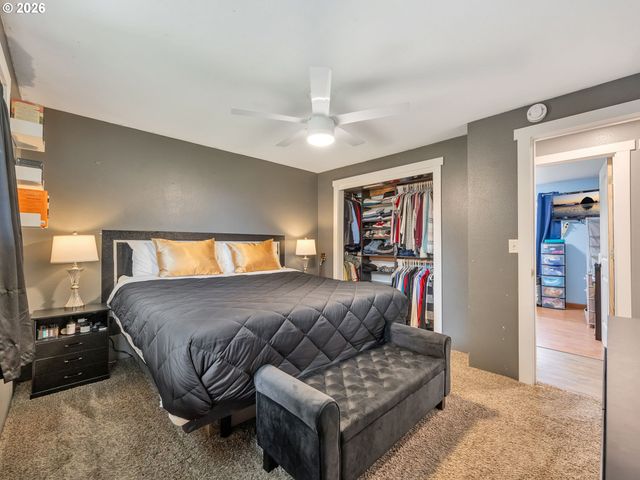 805 S KING St, Seaside, OR 97138