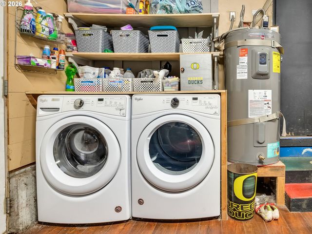 805 S KING St, Seaside, OR 97138