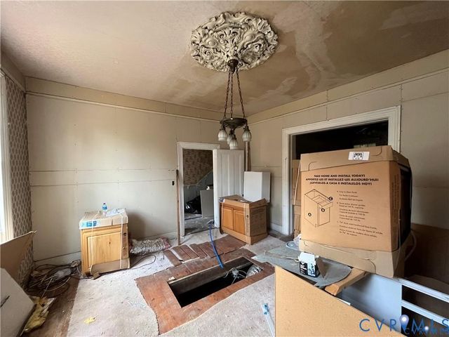 235-237 Grove Ave, Petersburg, VA 23803