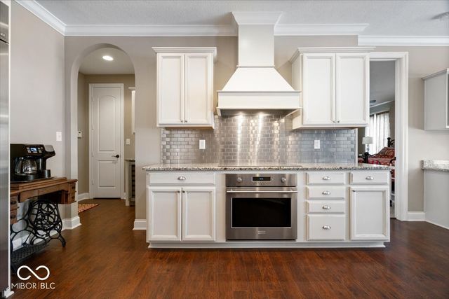 10976 Gossamer Lane, Noblesville, IN 46060