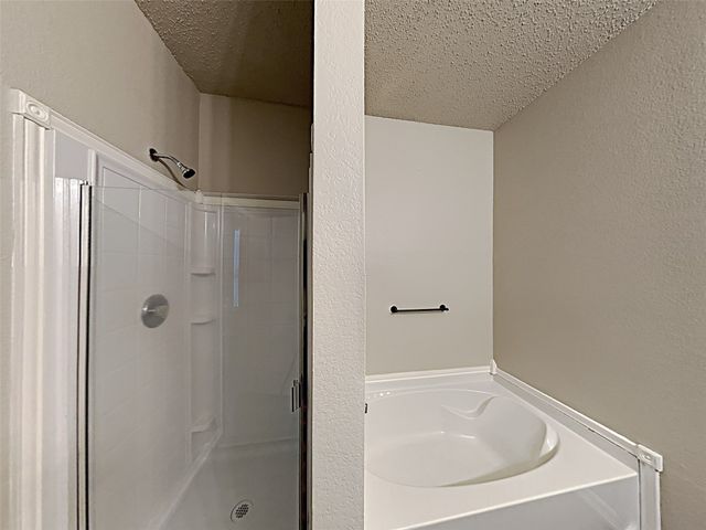 2006 Brook Meadow Drive, Forney, TX 75126