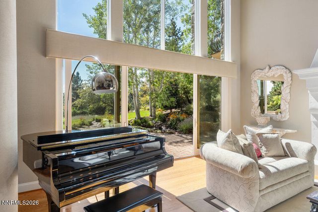 6065 Lake Geneva Drive, Reno, NV 89511