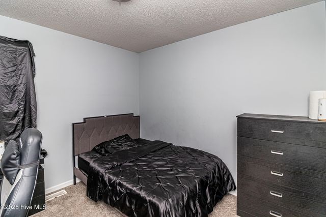 104 Graces Farm Road, La Grange, NC 28551