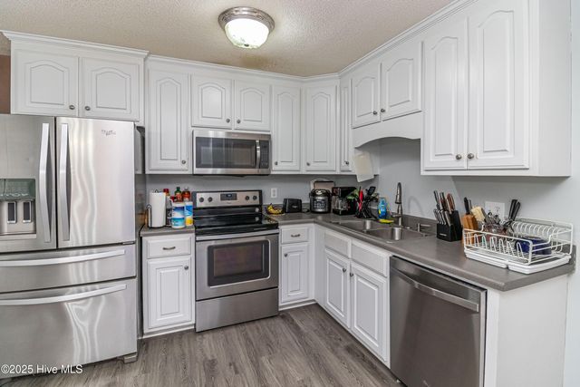 104 Graces Farm Road, La Grange, NC 28551