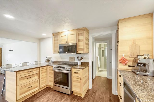 1039 Sunset Street, Longmont, CO 80501