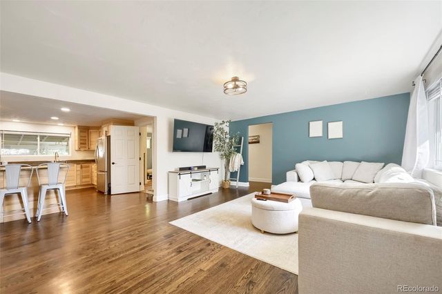 1039 Sunset Street, Longmont, CO 80501