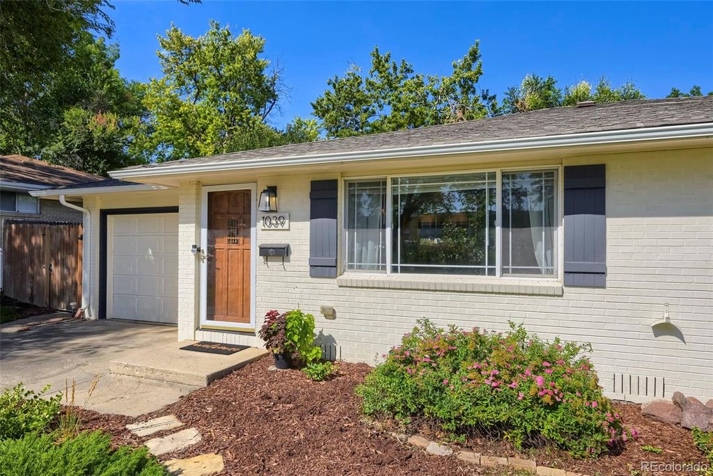 1039 Sunset Street, Longmont, CO 80501