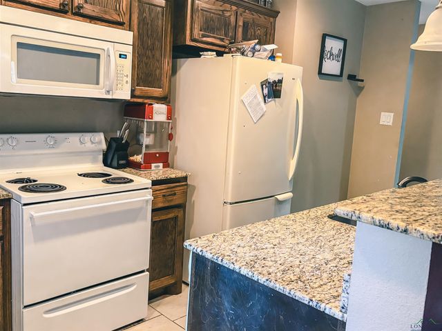 203 Reynolds St, Pittsburg, TX 75686