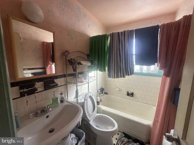 3049 CALIFORNIA AVE, Baltimore, MD 21234