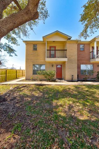 2731 Vienna Place, Pasadena, TX 77502