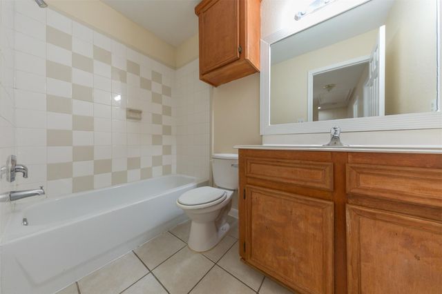 2731 Vienna Place, Pasadena, TX 77502