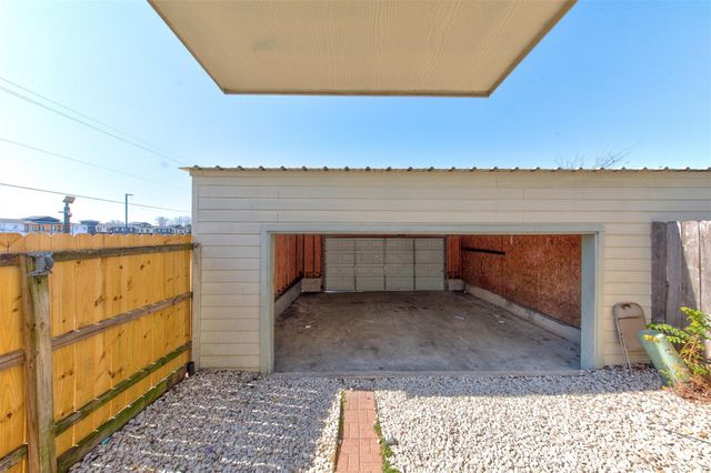 2731 Vienna Place, Pasadena, TX 77502