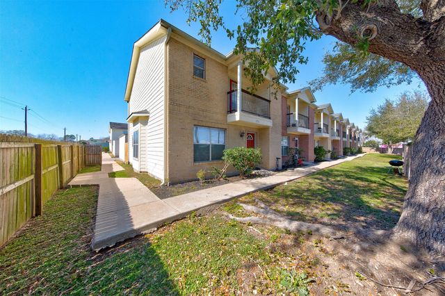 2731 Vienna Place, Pasadena, TX 77502