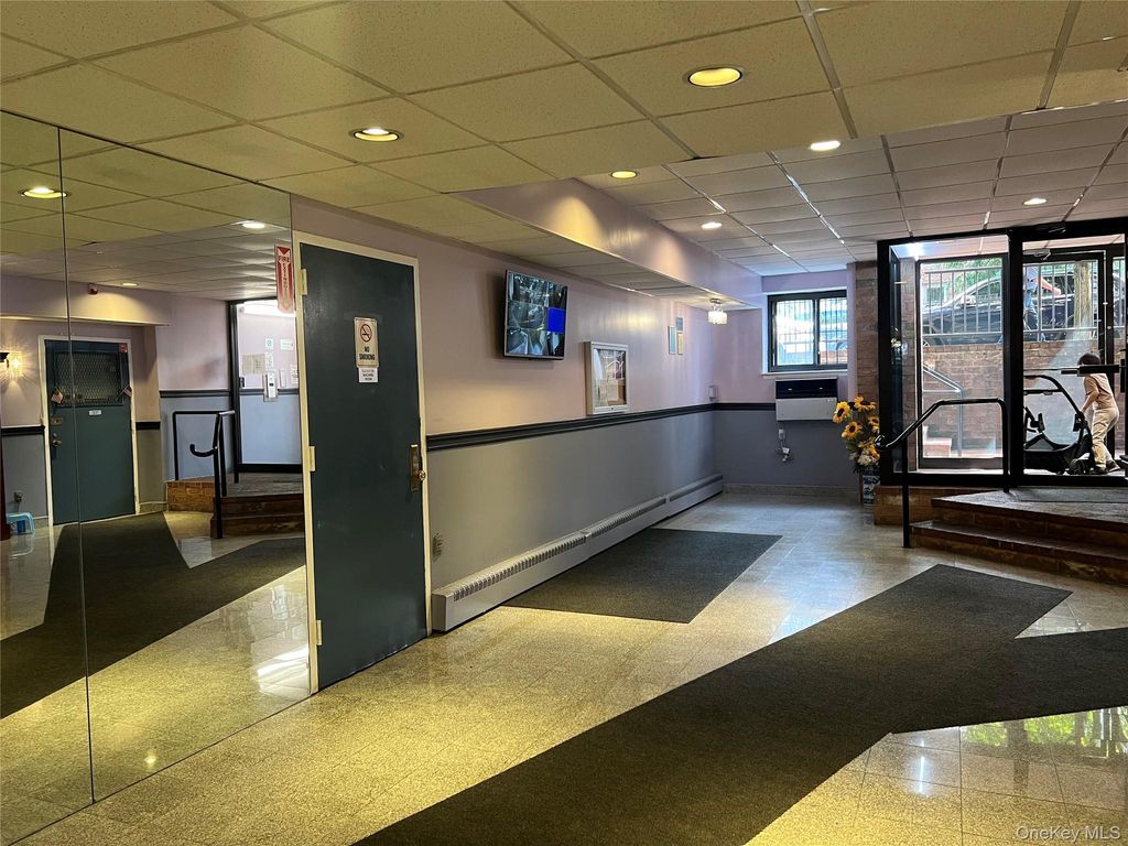 3808 147th Street 6E, Flushing, NY 11354 — photo 4