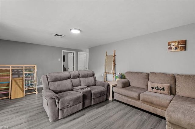 3229 Bow Creek BLVD, Virginia Beach, VA 23452